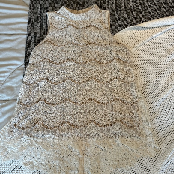 Rose and Olivia white lace tank top - Picture 1 of 3